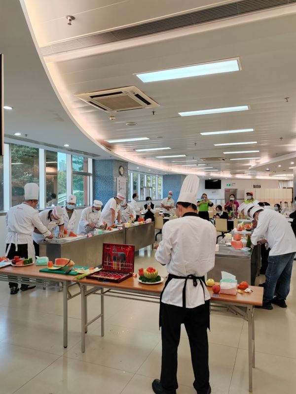 深圳市佳佳顺餐诚邀人才加入—携手共进 共创辉煌(图1)