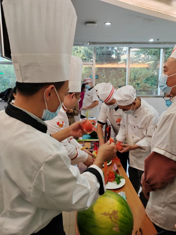 深圳市佳佳顺餐诚邀人才加入—携手共进 共创辉煌(图2)