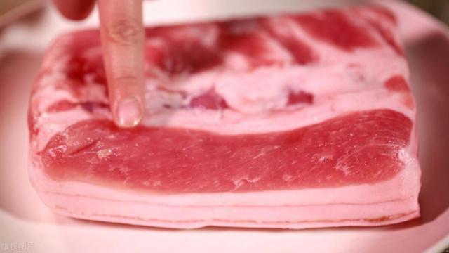 肺腺癌患者的“忌食榜”公布肥肉仅排第三第一名很多人经常吃(图2)