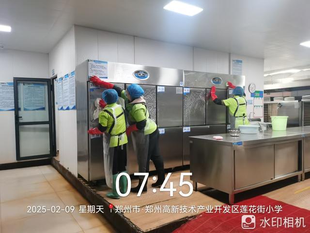 郑州高新区莲花街小学系列行动保食品安全(图2)