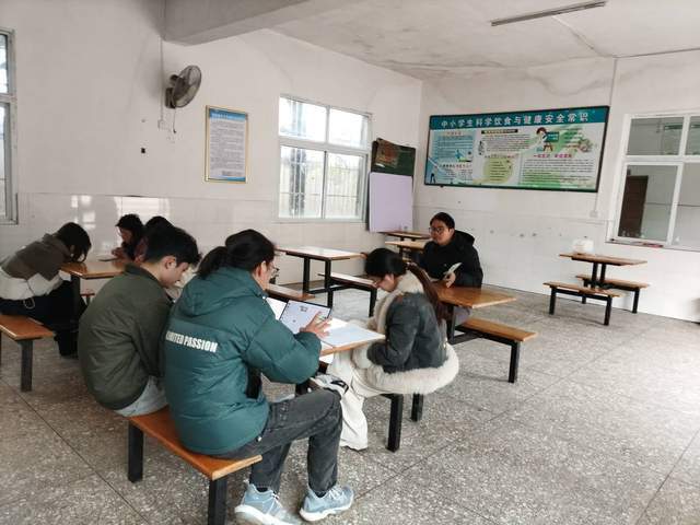 新邵县龙溪铺镇坳下八一完全小学召开食品安全调度会(图1)