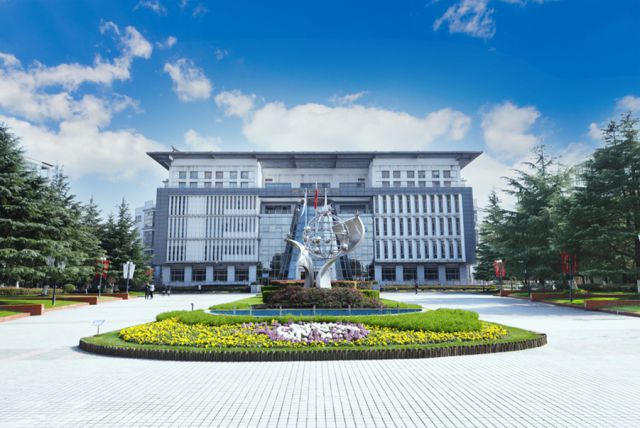 上海商学院王牌专业怎么样？中外合办培养复合型酒店管理人才！(图1)