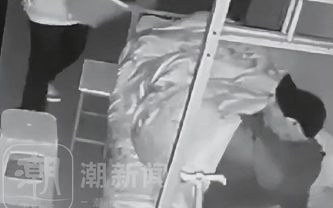 老人睡觉被泼冷水后续：学校被约谈道歉教育局通报果然有内情(图4)