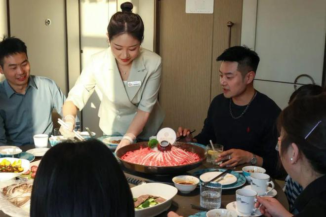 海底捞首家纯“包间店”落地西安餐饮私密性市场迎新风口？(图5)
