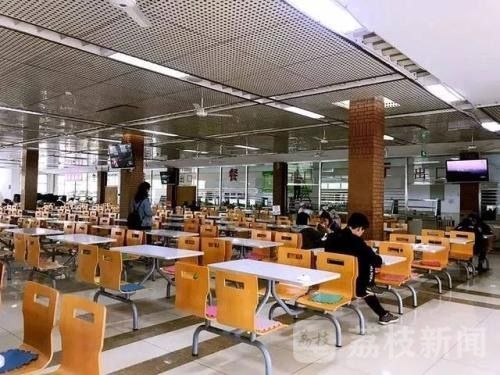想承包高校食堂？小心被“套路”(图1)