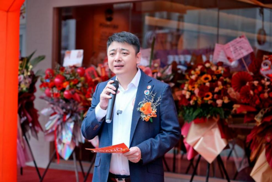 鱼你在一起东南亚版图再添火力东方美学引爆东南亚市场！(图2)