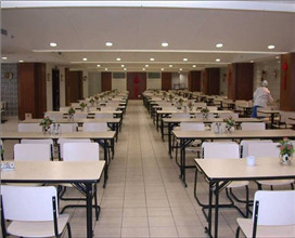 2024年学校食堂承包合同常用版（四篇）(图1)