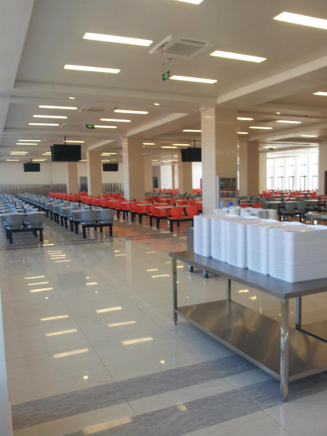 专业食堂承包公司推荐：盛弘集团实力强、口碑佳(图1)