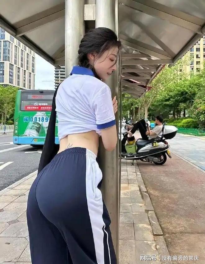 必须严惩！校领导硬薅食堂330万全是学生20元餐费里抠出来的(图7)