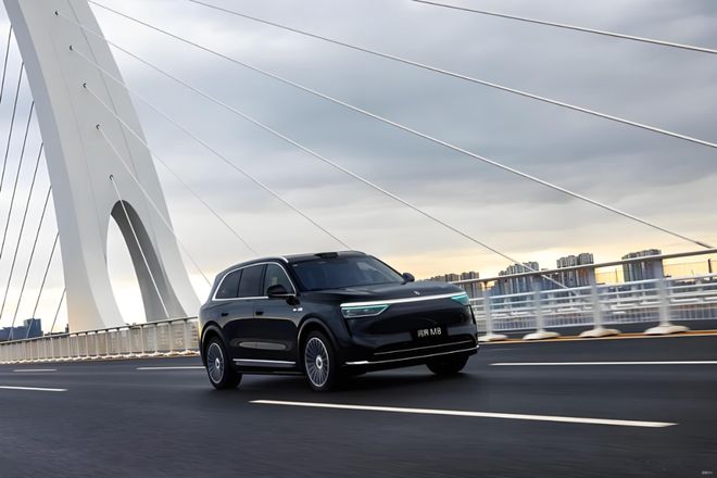 “代号9927”赛力斯11月港股敲钟(图7)