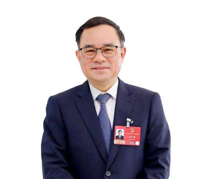 纵横看两会 朱华荣五项建议：涉及汽车产业新动能、基础研究、自动驾驶、商标审查、食品安全等(图1)