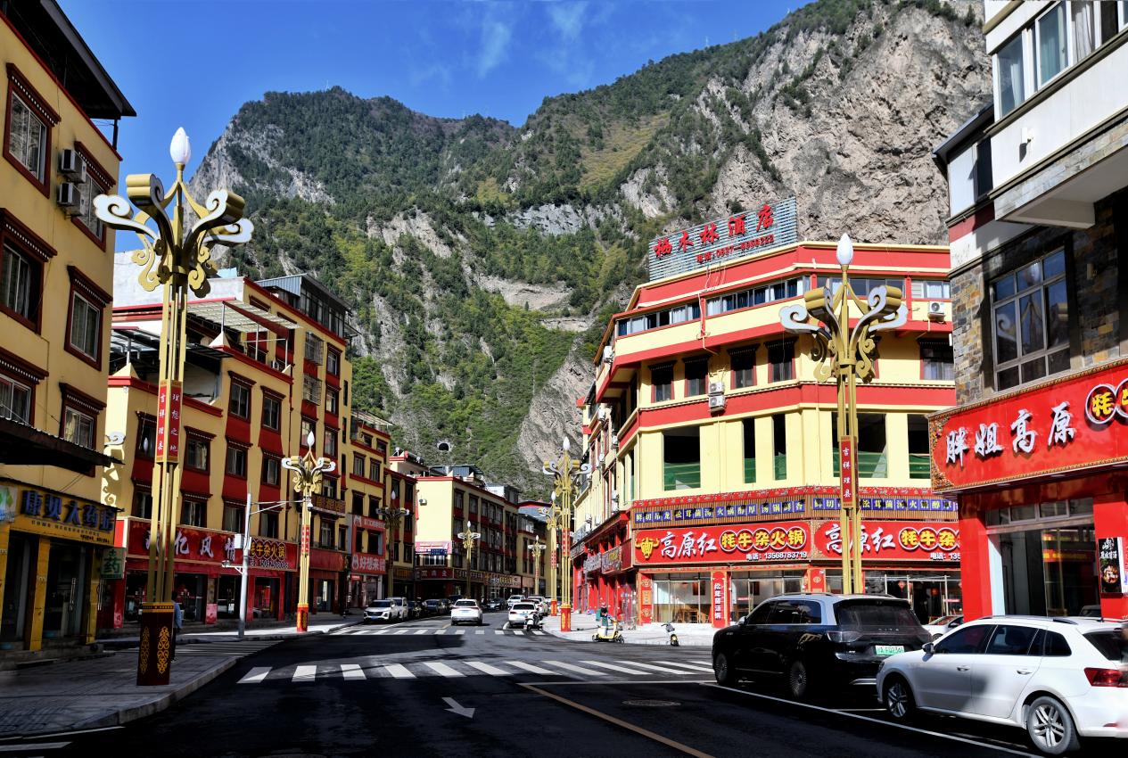 四川理县：微更新激活高原文旅 小变化托起大民生(图1)