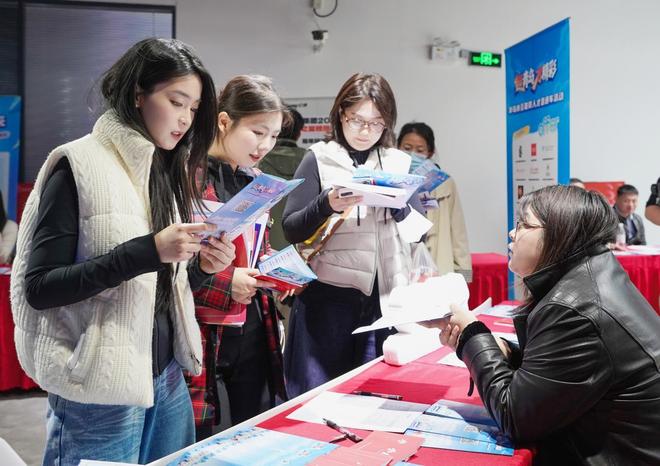 “链青岛·才精彩”青岛市互联网人才直通车跨城引才济南启航(图7)