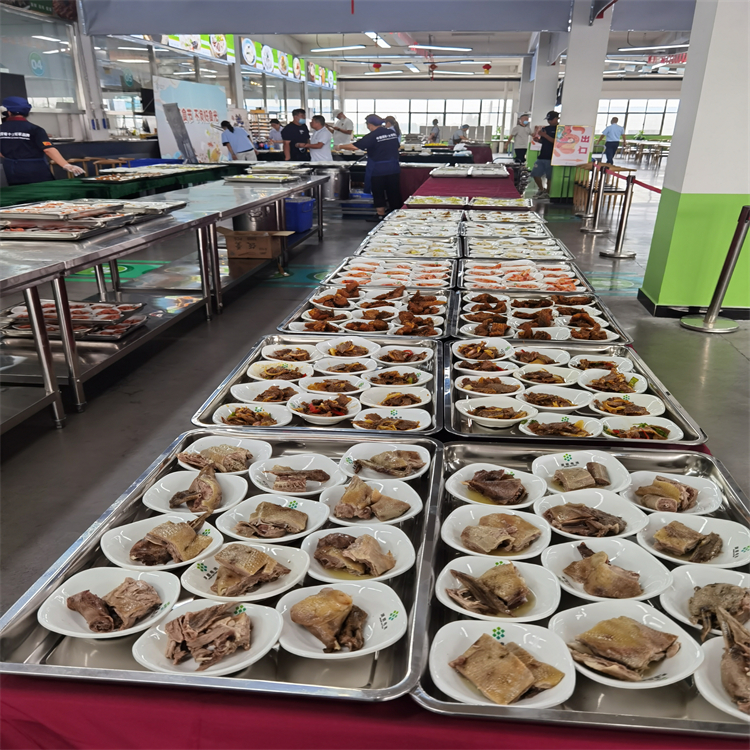 遂宁专项检查启动！直击学校食堂、校外配餐企业→(图1)