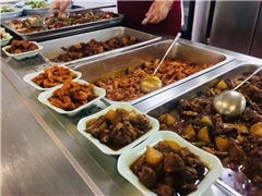 承包大学食堂窗口赚钱吗_私人承包学校食堂的利润真实客观(图1)